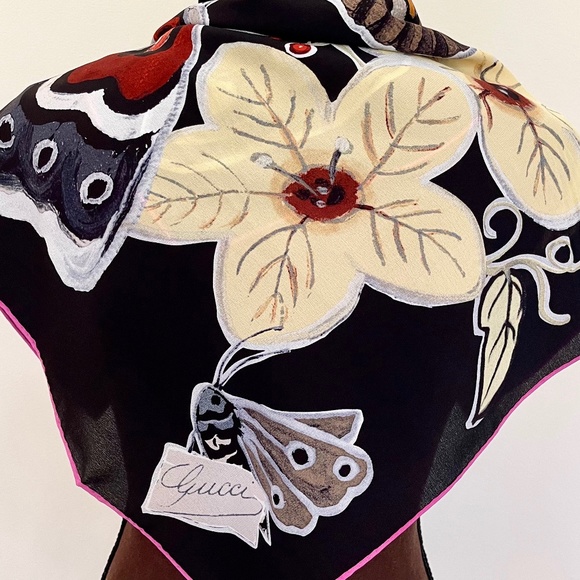 New Gucci Scarf Logo Kris Knight Butterfly Flora Black Silk Scarf - Picture 5 of 13